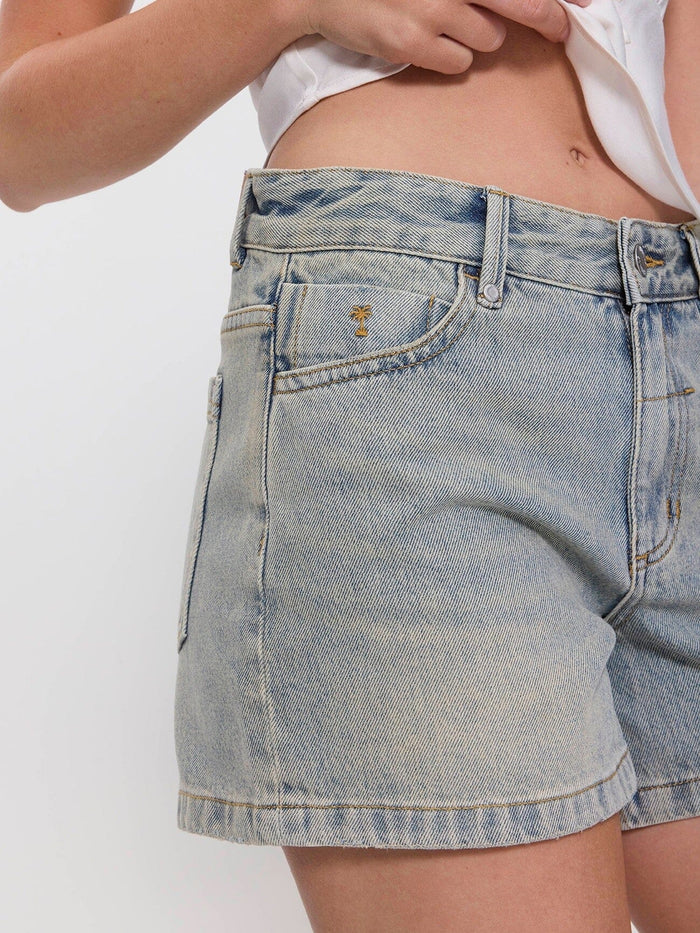 Cara Mid Rise Short - Light Granite Blue 4