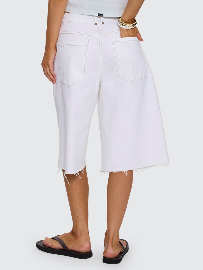 Darcy Low Rise Embro Short - Vintage White 4