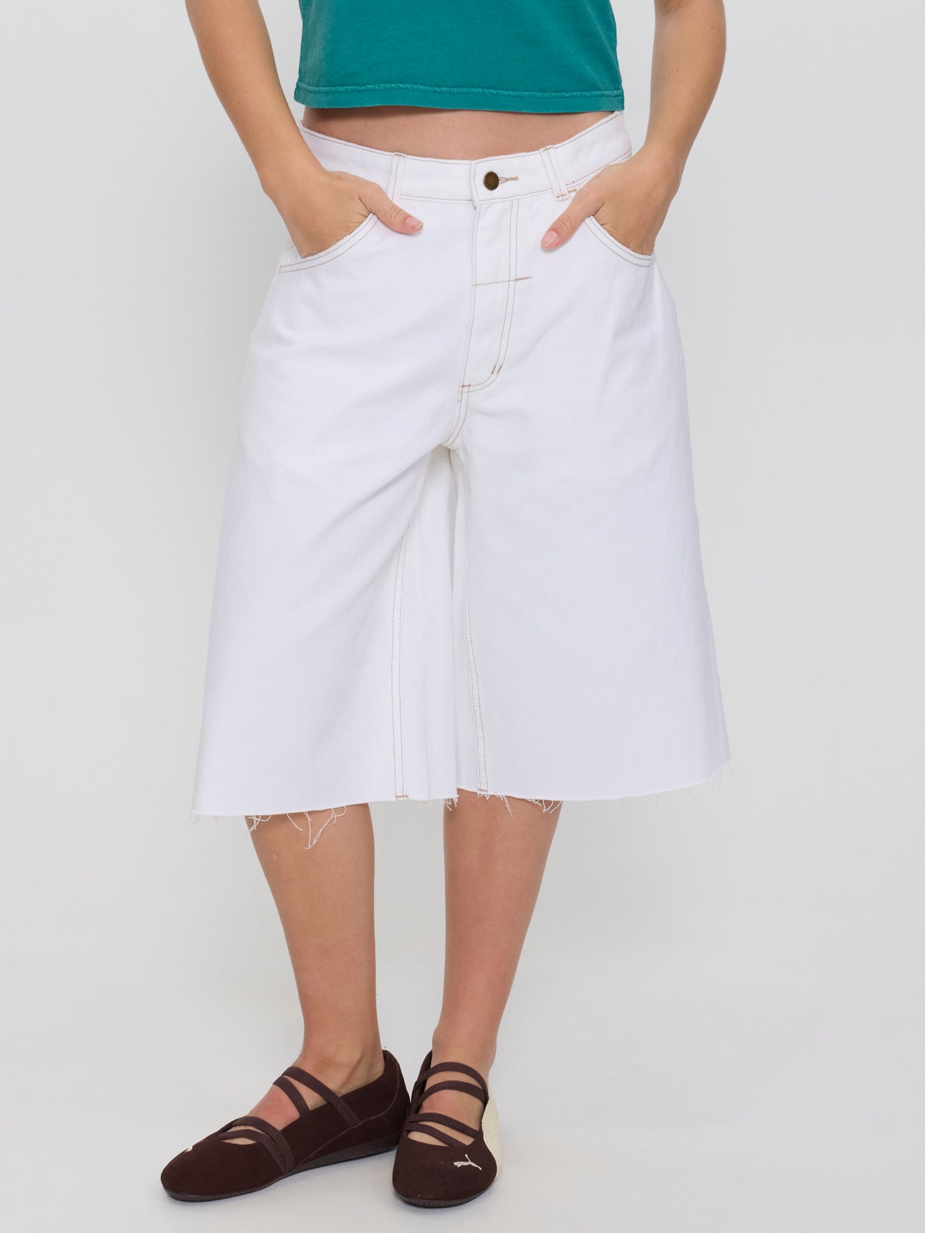 Darcy Low Rise Embro Short - Vintage White 4