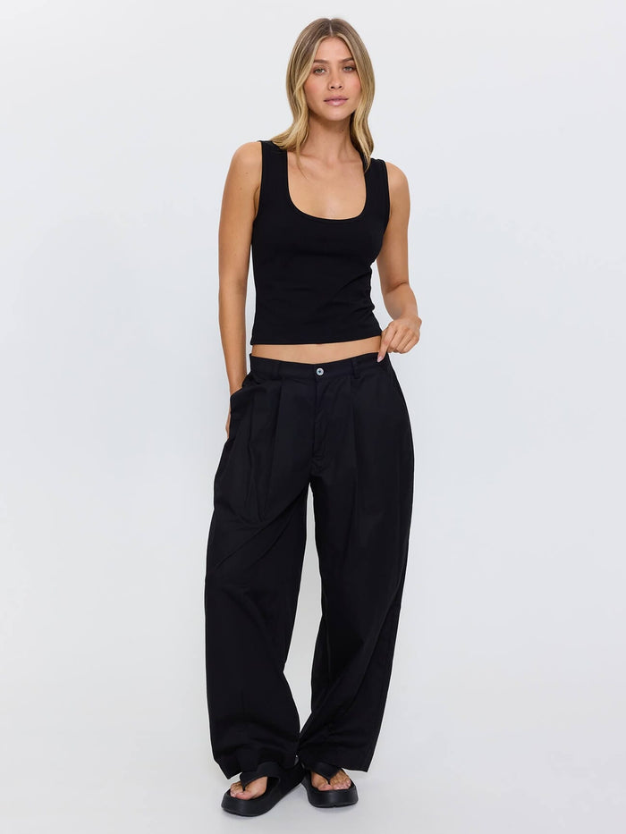 Freddie Tapered Pleat Pant - Black 4