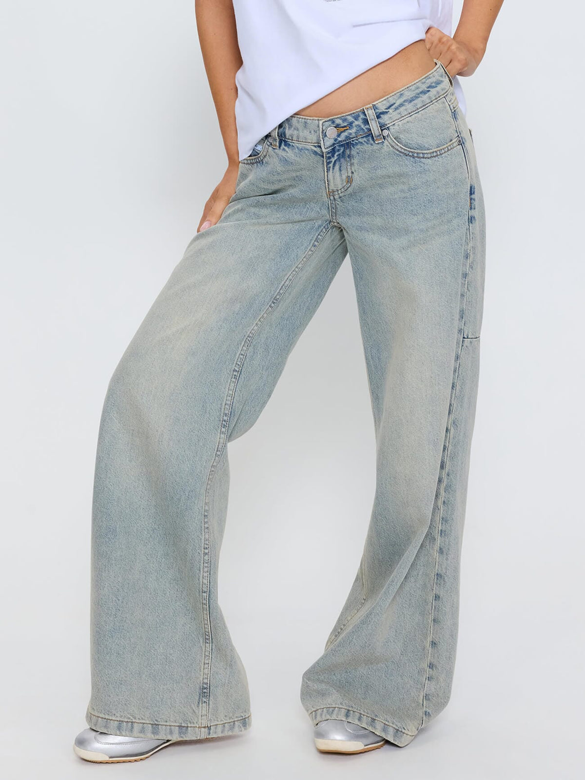 Wren Super Low Wide Leg Jean - Light Granite Blue 4