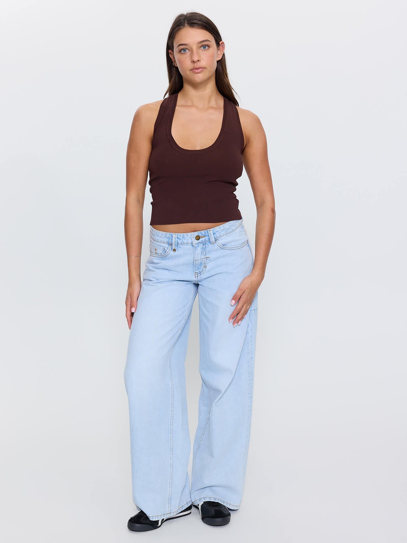 Hunter Low Rise Wide Jean - Light Wave Blue 4