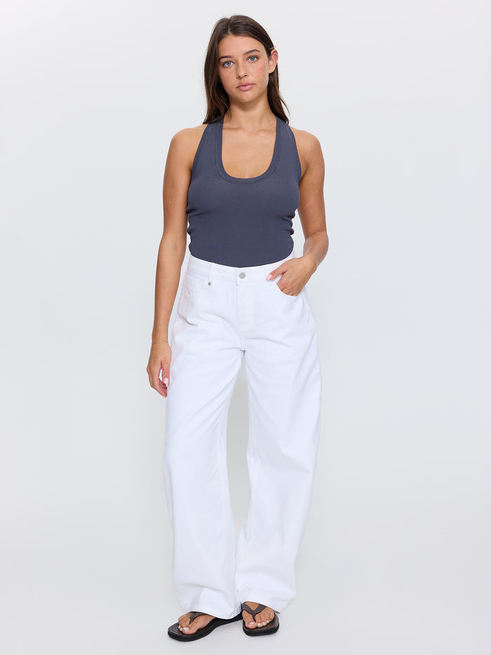 Sloane Low Rise Barrel Jean - Whiteout