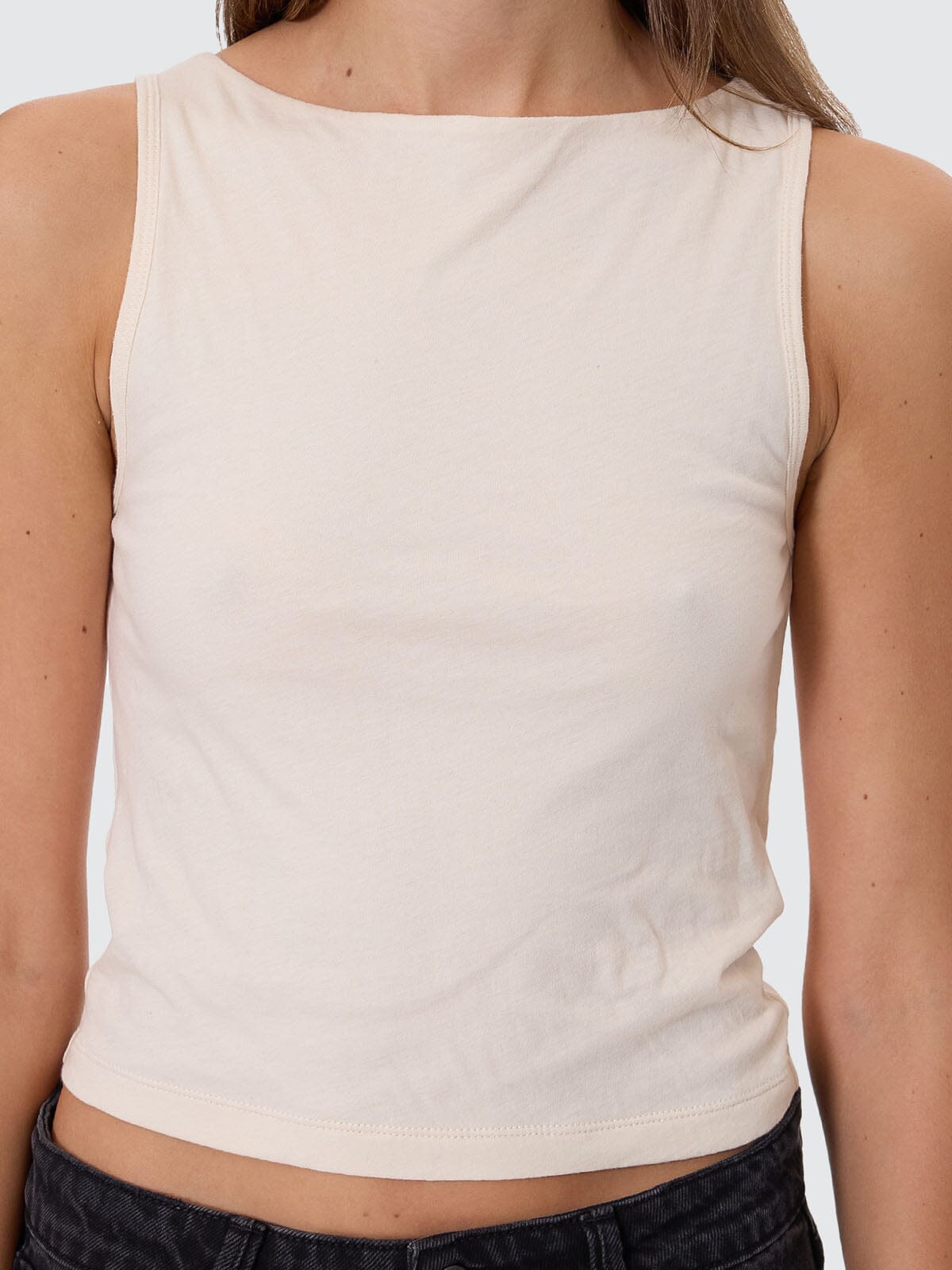 Bounty Tank - Heritage White 4