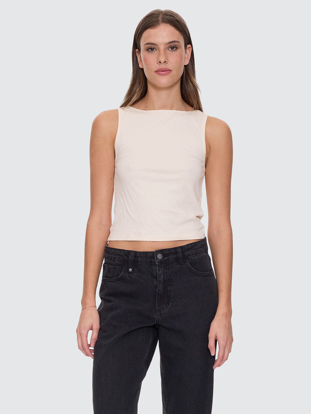 Bounty Tank - Heritage White 4