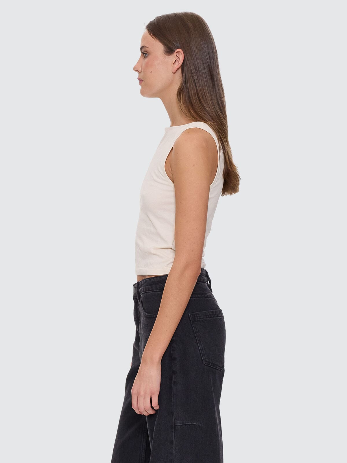 Bounty Tank - Heritage White 4