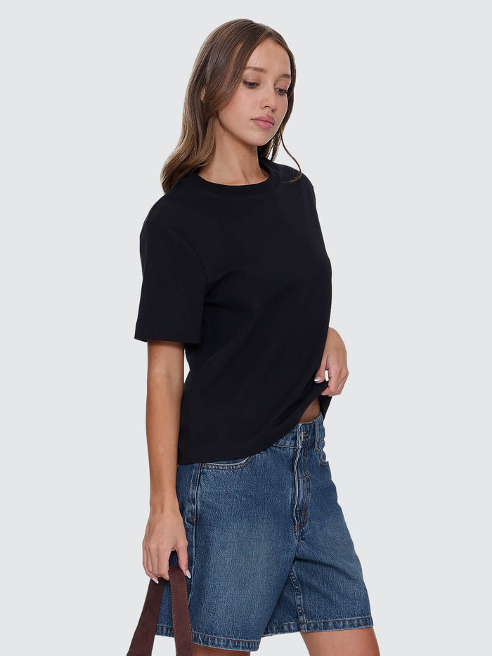 Essential Tee - Black 4