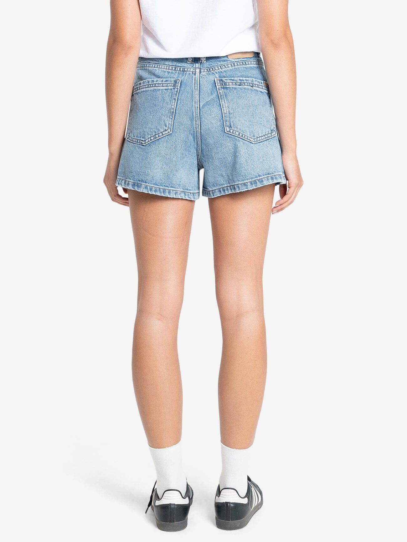 Erica Short - Vintage Timeworn Blue 4