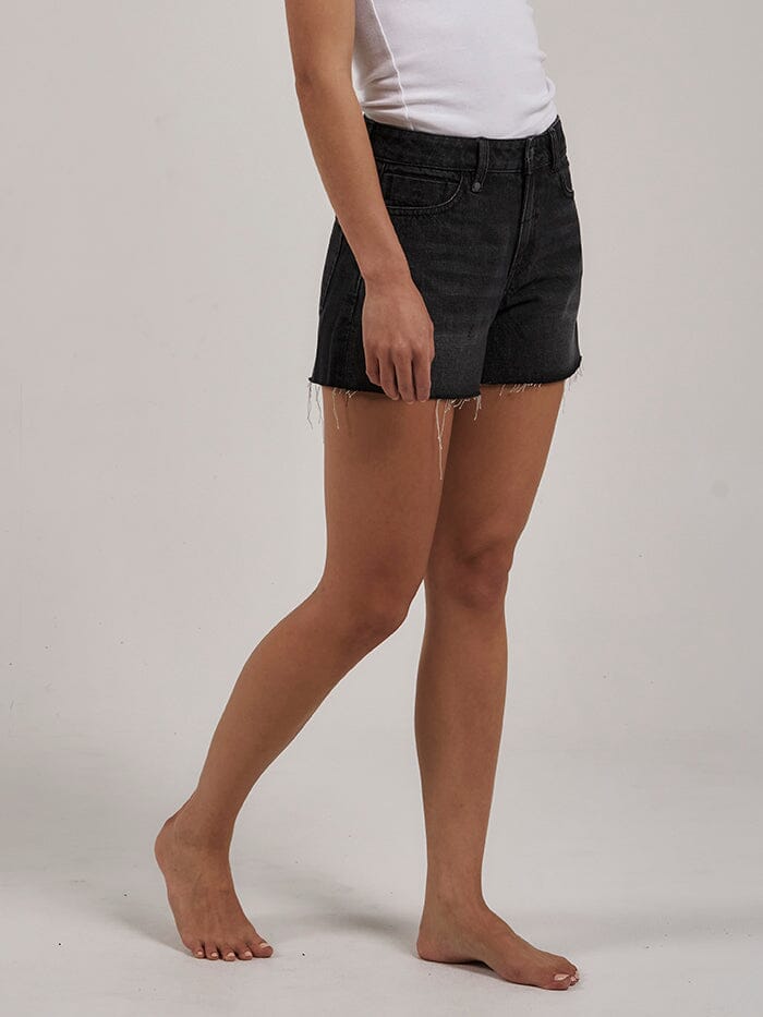 Erica Mid Rise Short - Smoke Black