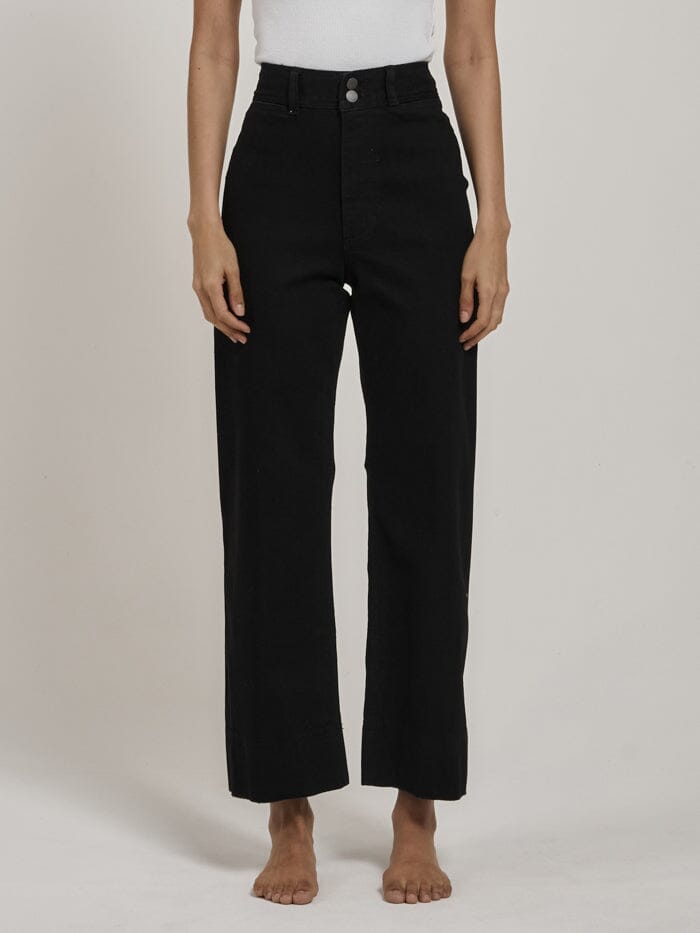 Belle Stretch Jean - Black Rinse