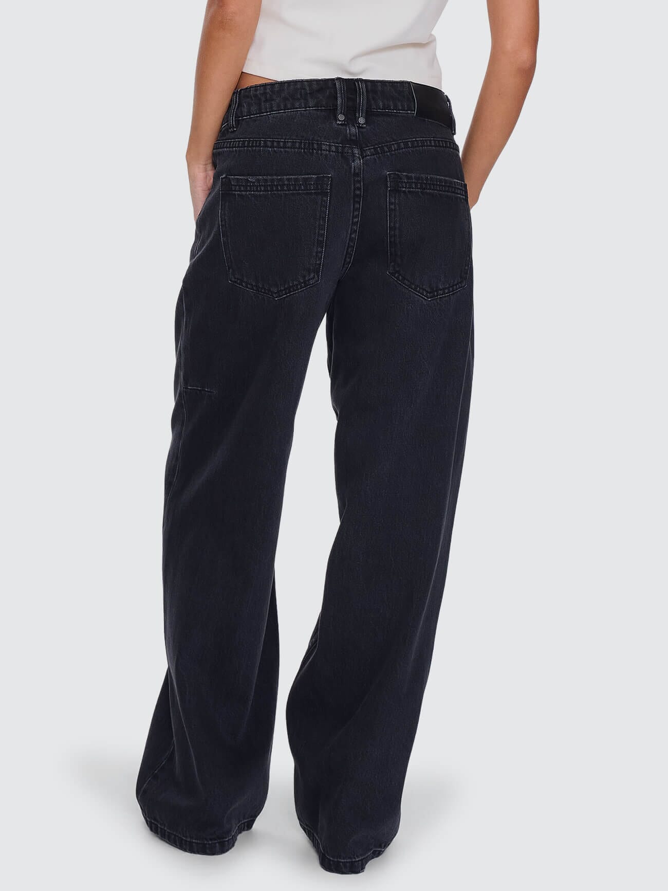 Billie Low Rise Baggy Jean - Aged Black 4