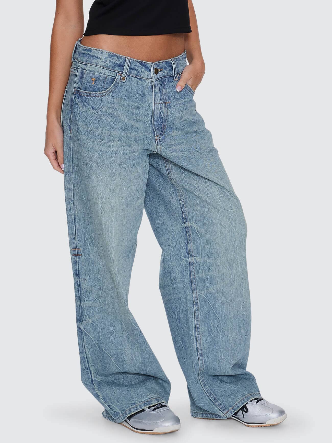 Billie Low Rise Baggy Jean - Dirty Crinkle Blue 4
