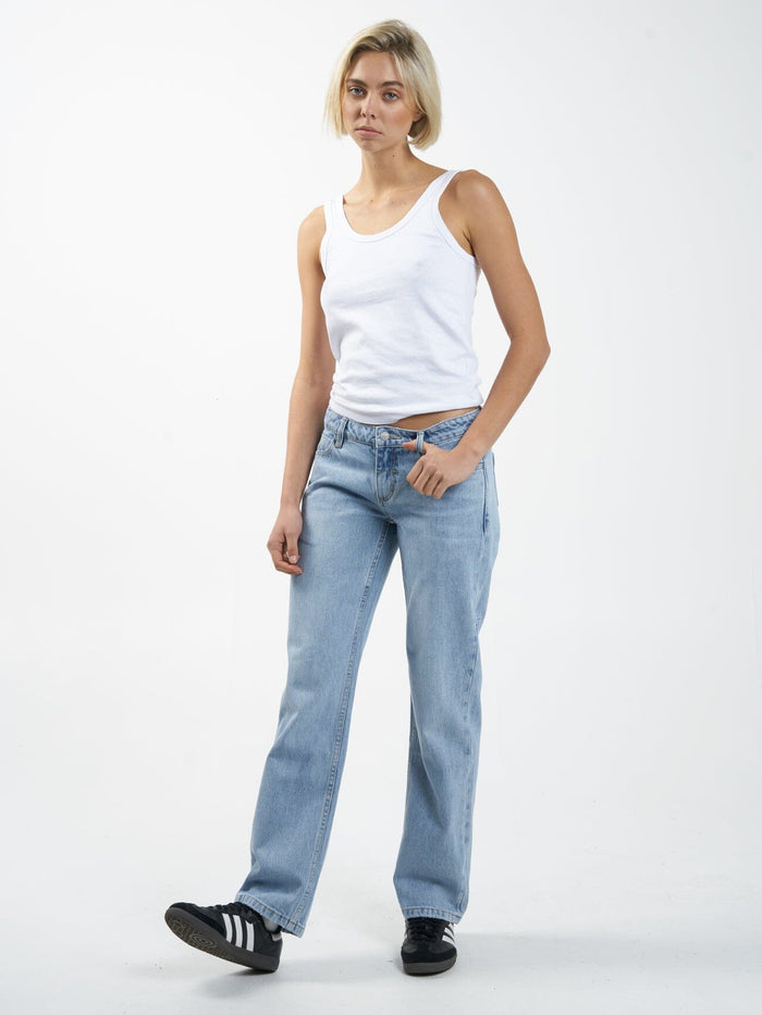 Saskia Low Rise Straight Jean - Endless Blue
