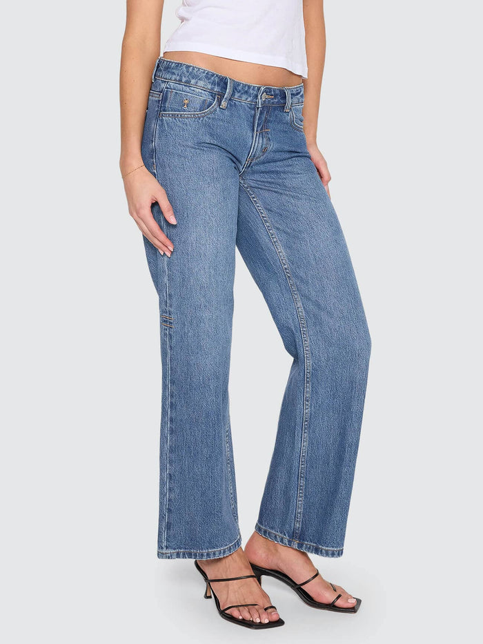 Saskia Low Rise Straight Jean - Darker Dust Blue
