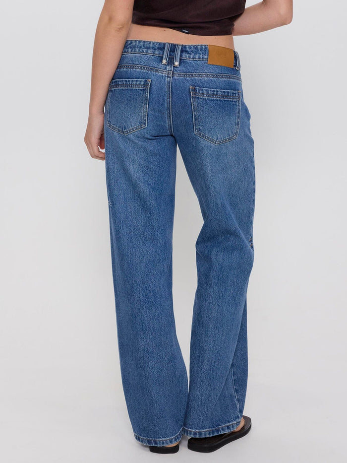 Saskia Low Rise Straight Jean - Darker Dust Blue 4