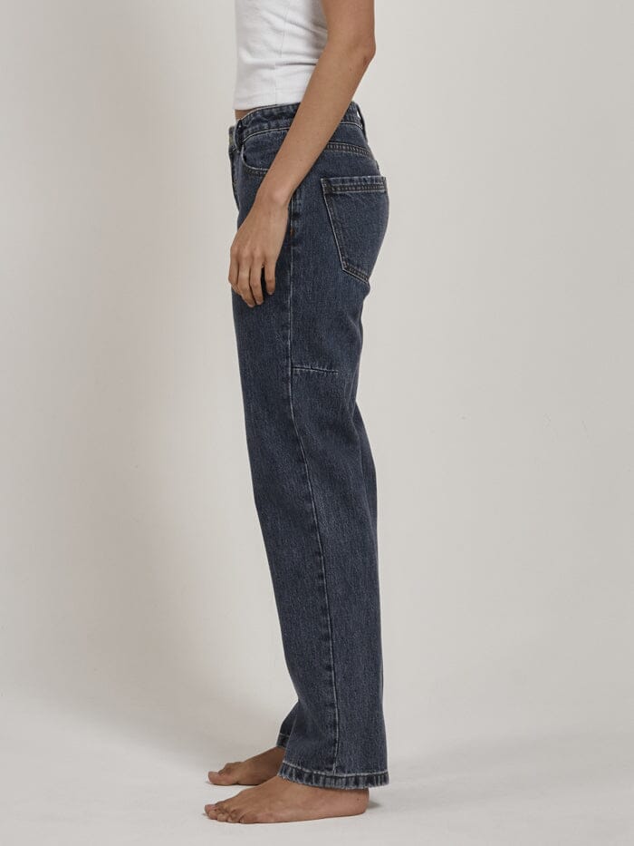 Saskia Low Rise Straight Jean - Worn In Blue