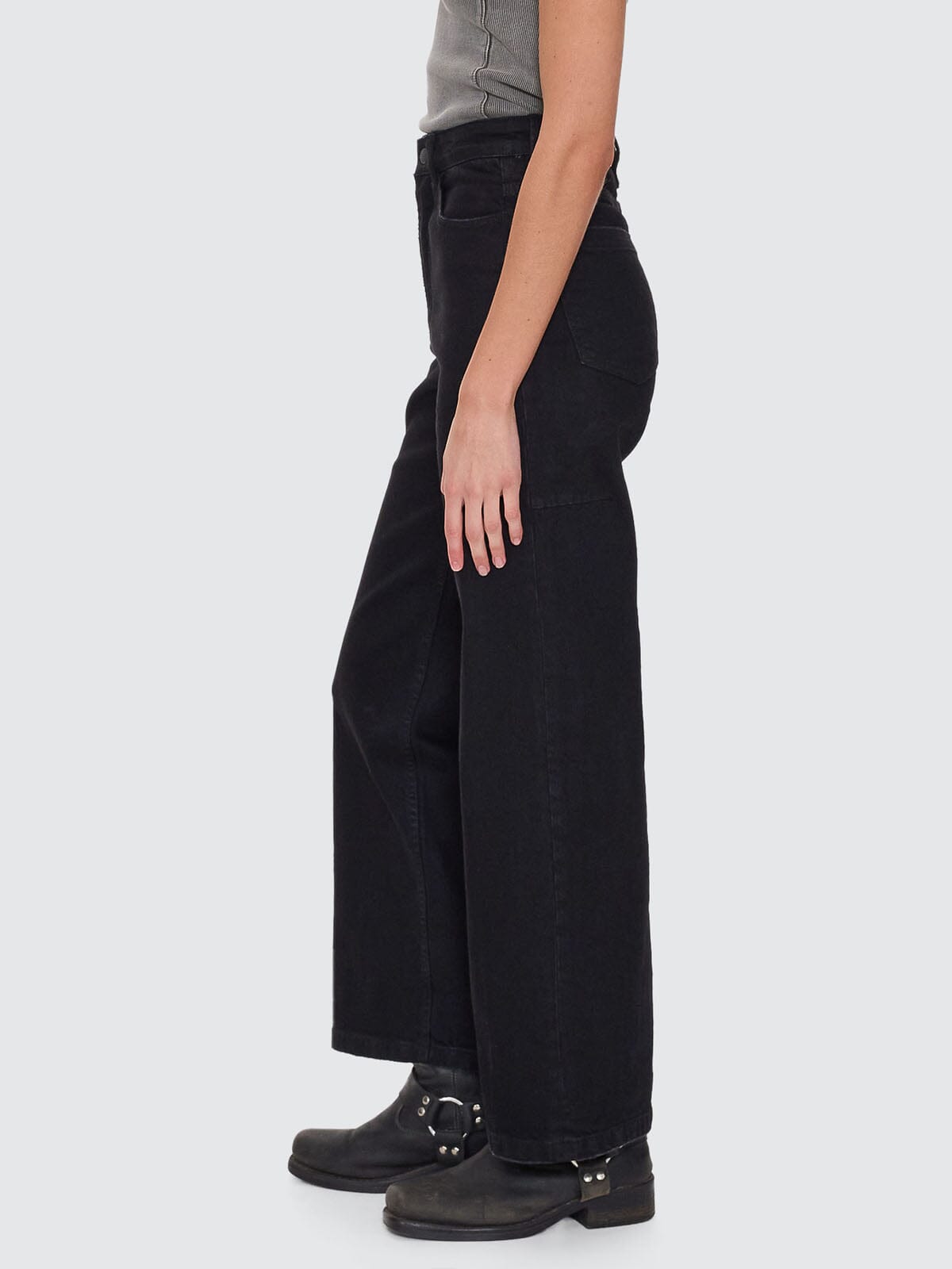 Holly High Rise Stretch Wide Jean - Black Rinse 4