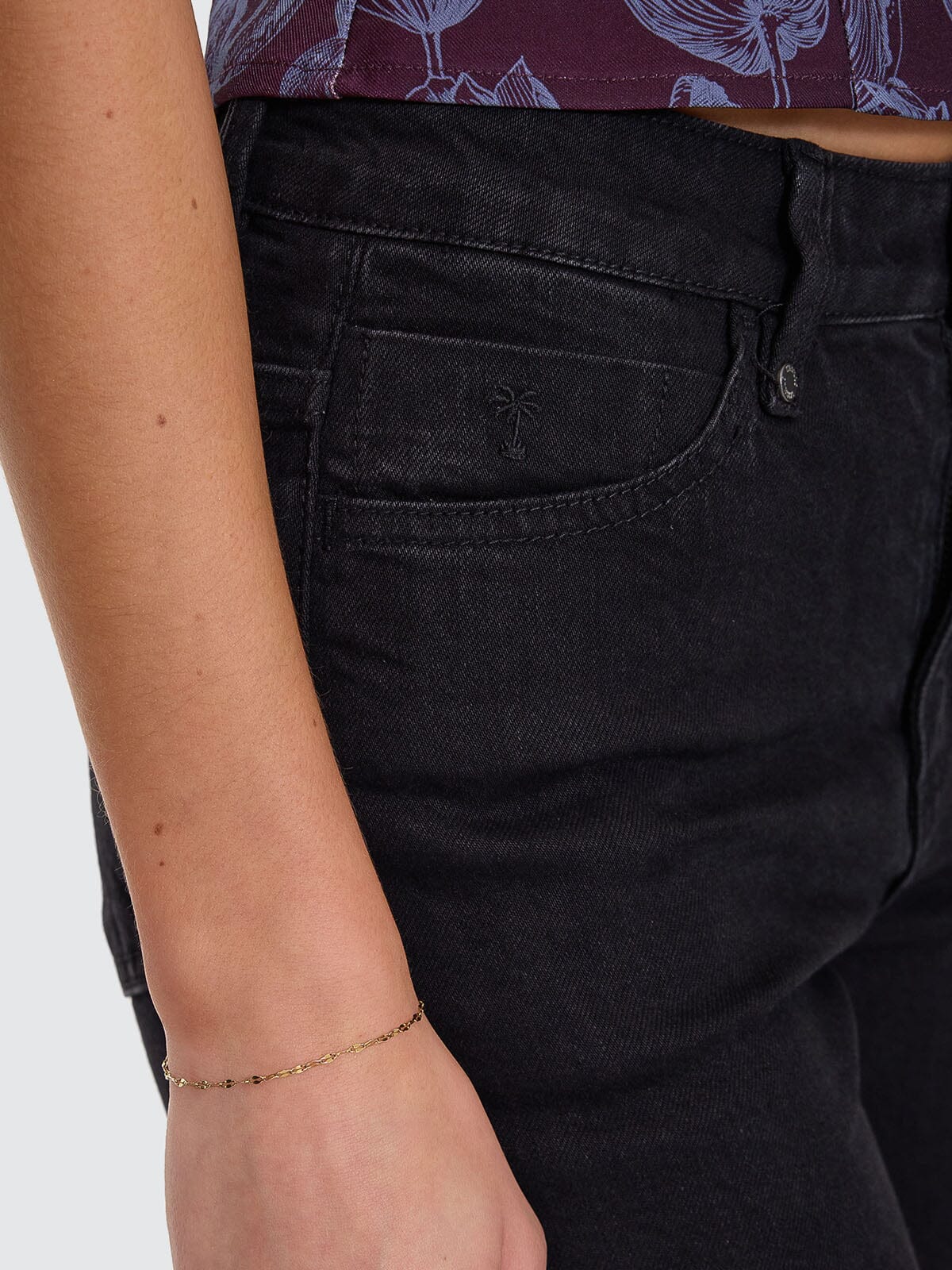 Nicole High Rise Stretch Straight Jean  - Black Rinse 4