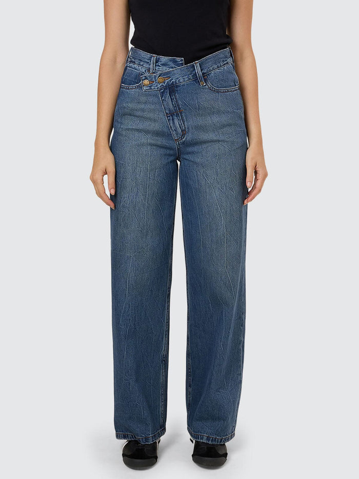 Kai Wrap Jean - Vanish Mid Blue 4