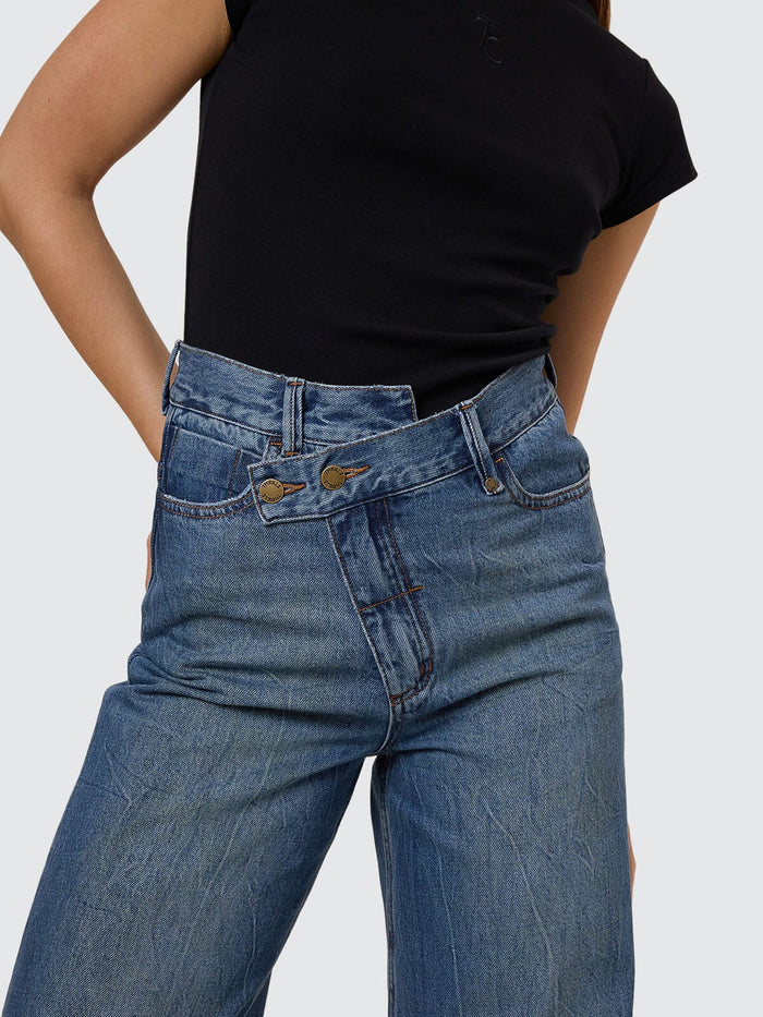 Kai Wrap Jean - Vanish Mid Blue 4