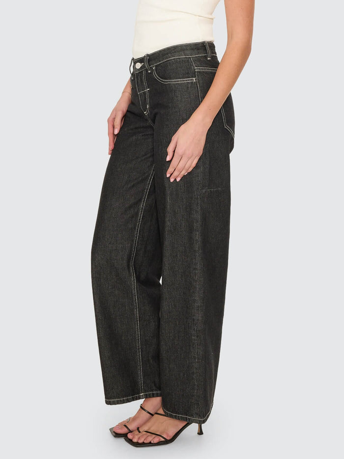 Hunter Low Rise Wide Jean - Raw Black 4