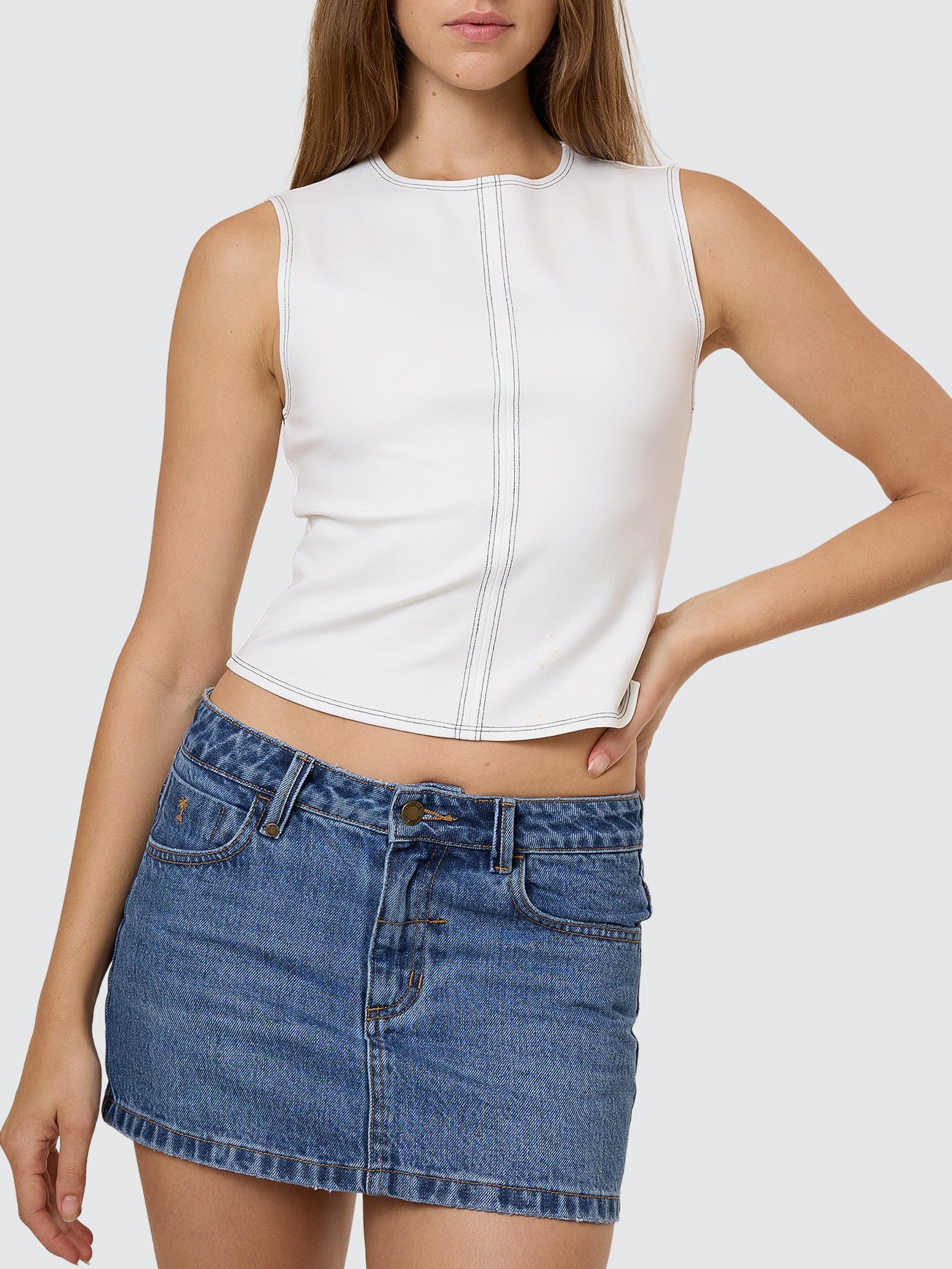 Karma Tank - White