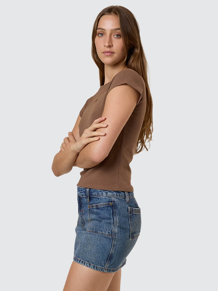 Superior Club Tee - Trader Brown