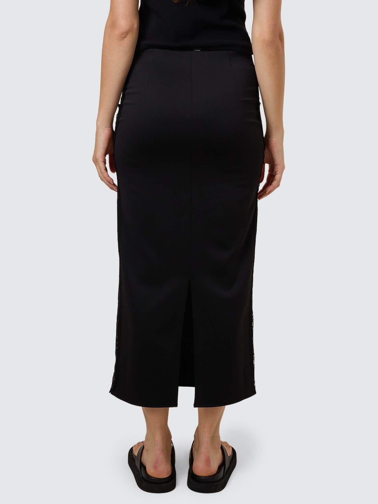 Most Wanted Midi Skirt - Black