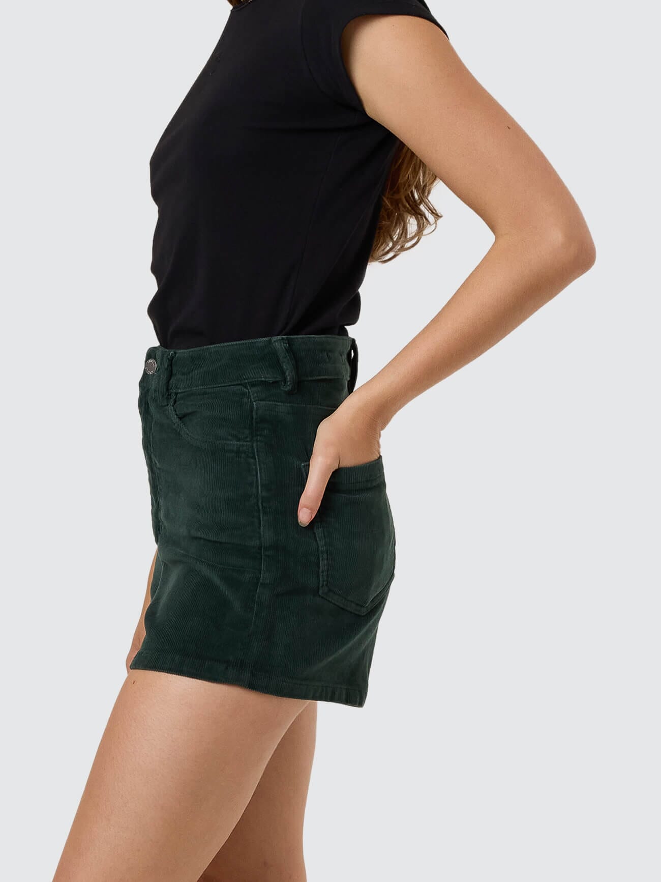 Erica Cord Short - Vista Green