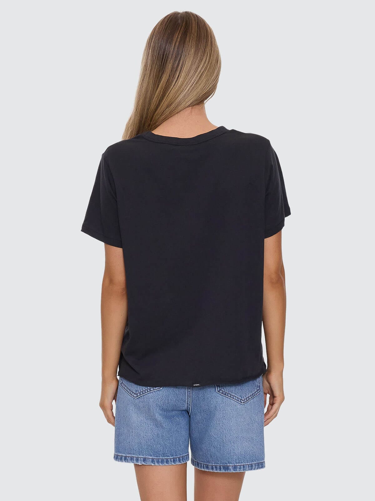 Minimal Thrills Relaxed Tee - Faded Black 4