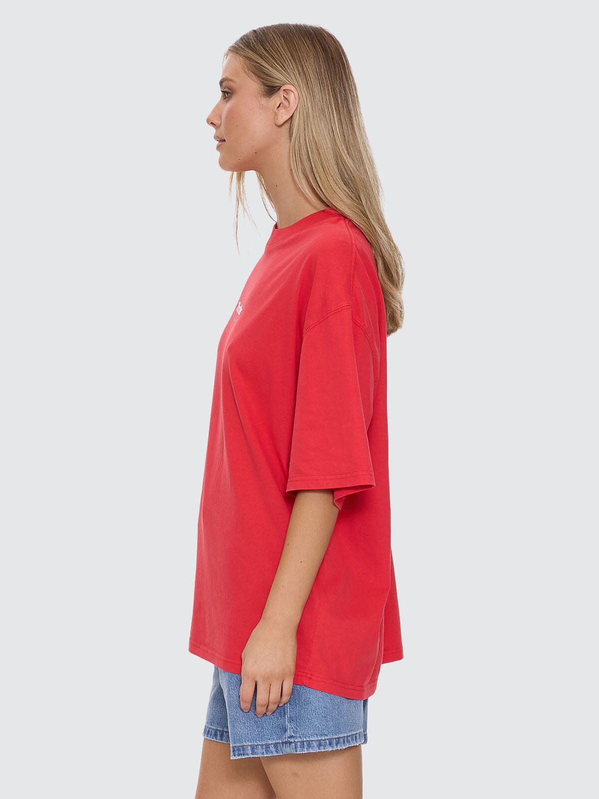 Arena Oversized Tee - Flame Red 4