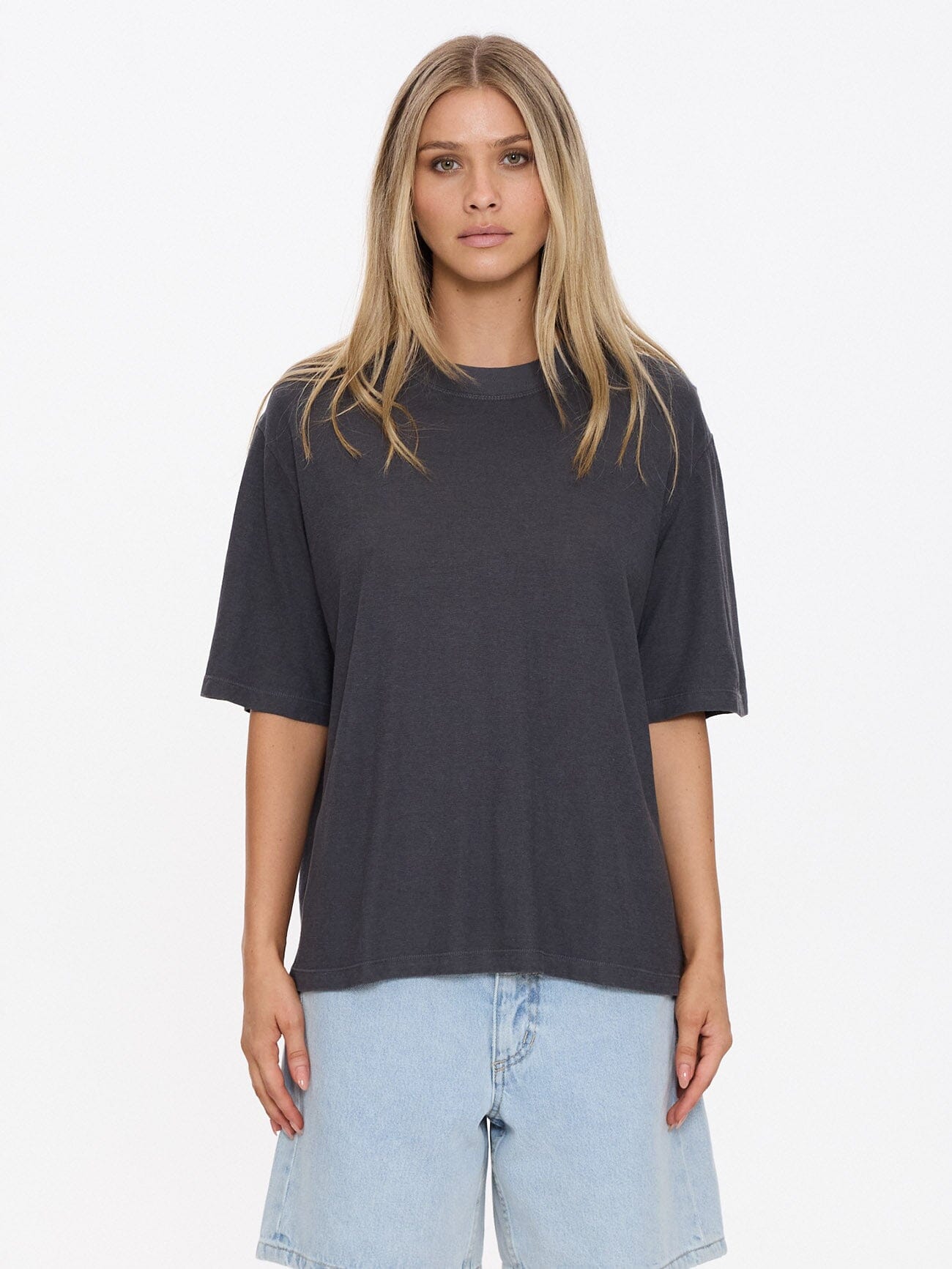 Hemp Square Tee - Ebony 4