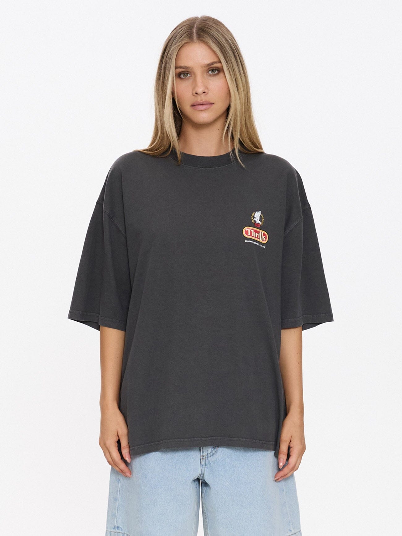 World Of Wonder Oversized Tee - Merch Black 4