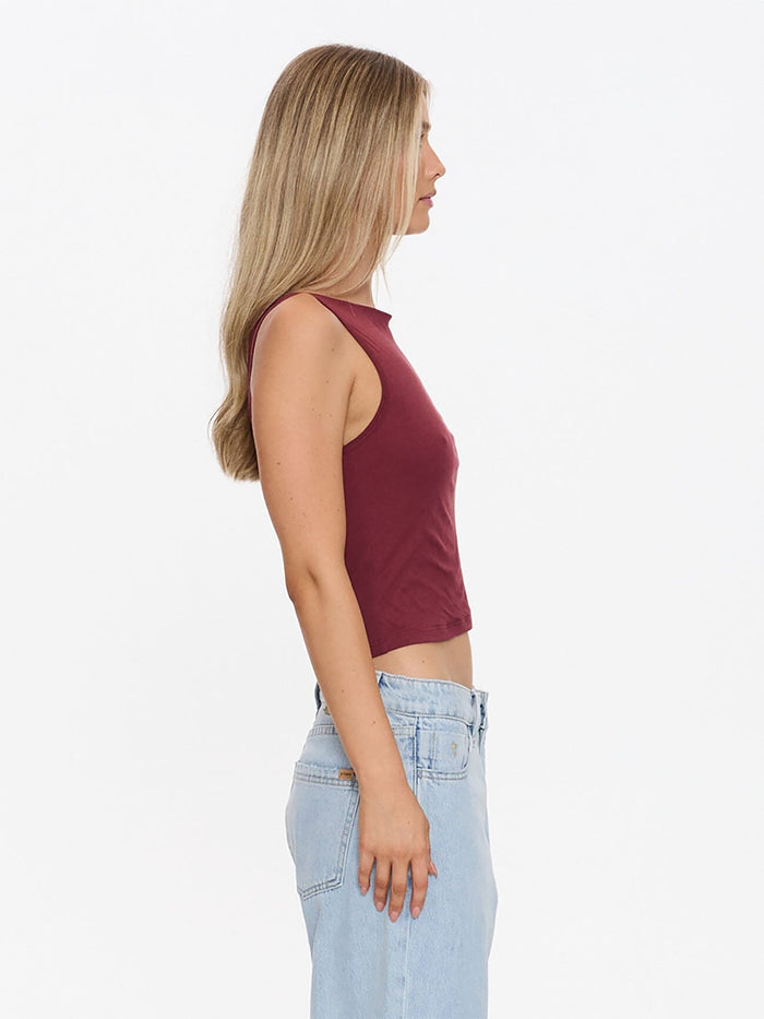 Bounty Tank - Garnet Red 4