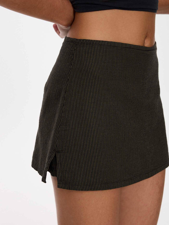 Lost Control Mid Rise Skort - Tarmac 4