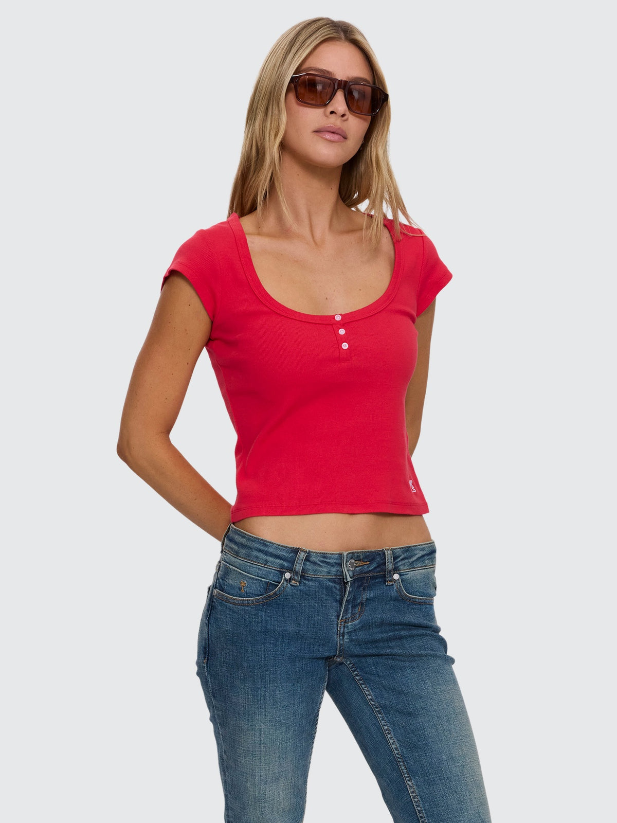 Rib Portrait Neck Henley Tee - Flame Red 4