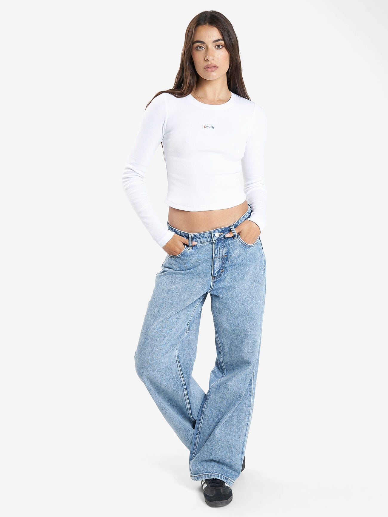 United Front Badge Long Sleeve Curve Tee - White 4