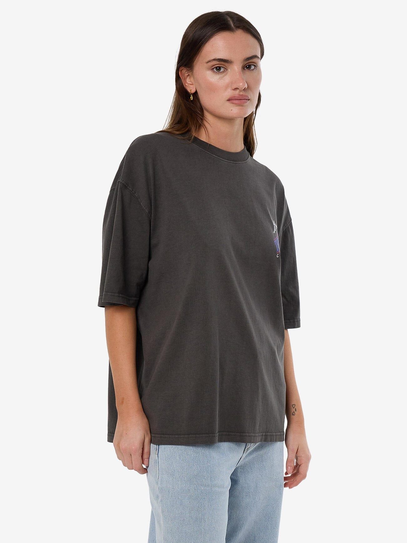 When It Hits Your Lips Oversized Tee - Merch Black 4