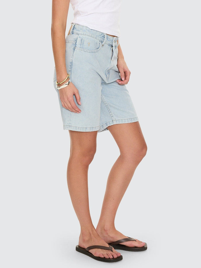 Reagan Fortune Favours Slouch Short - Shadow Blue