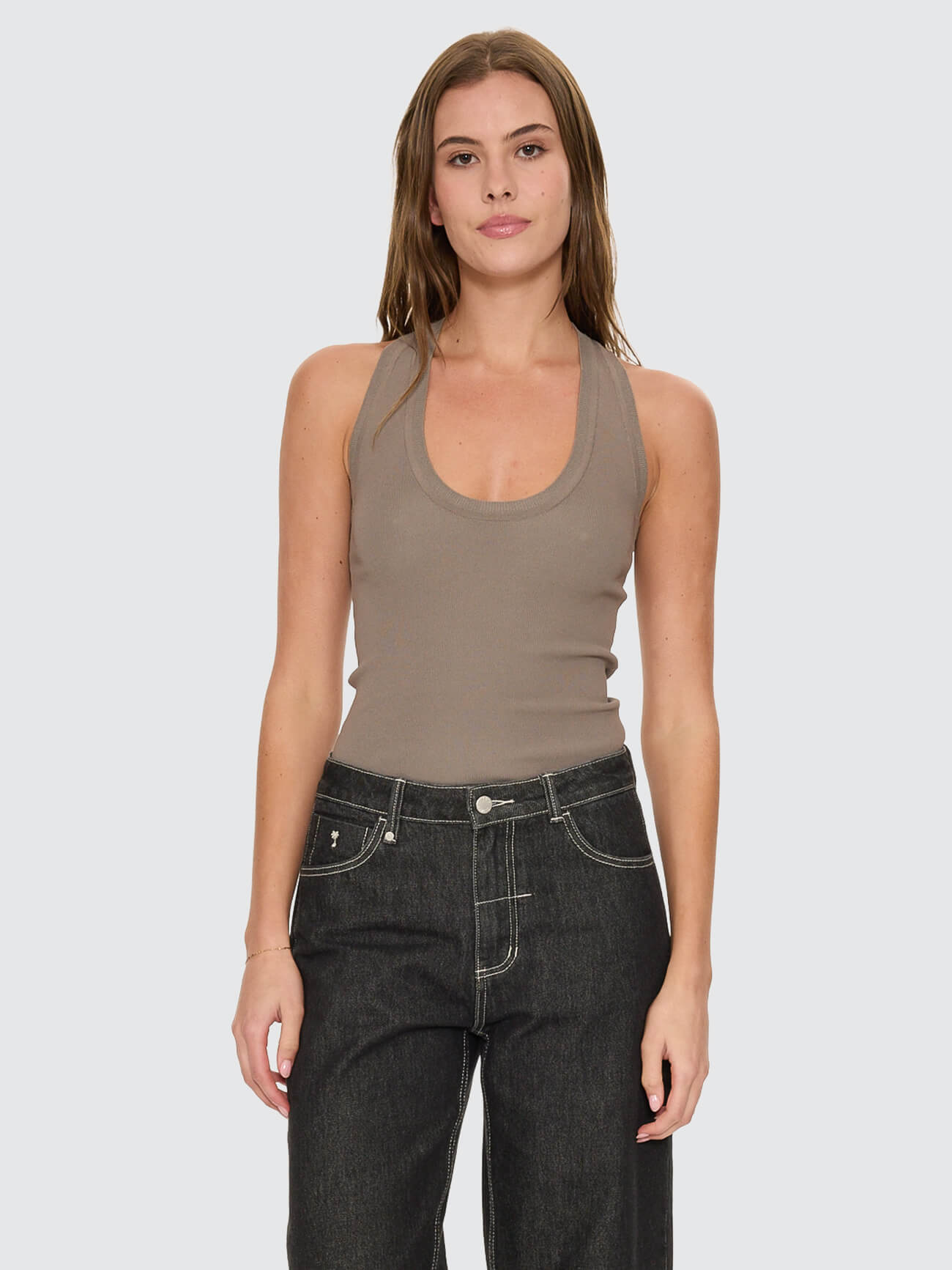 Astra V Neck Tank - Clay Smoke 4