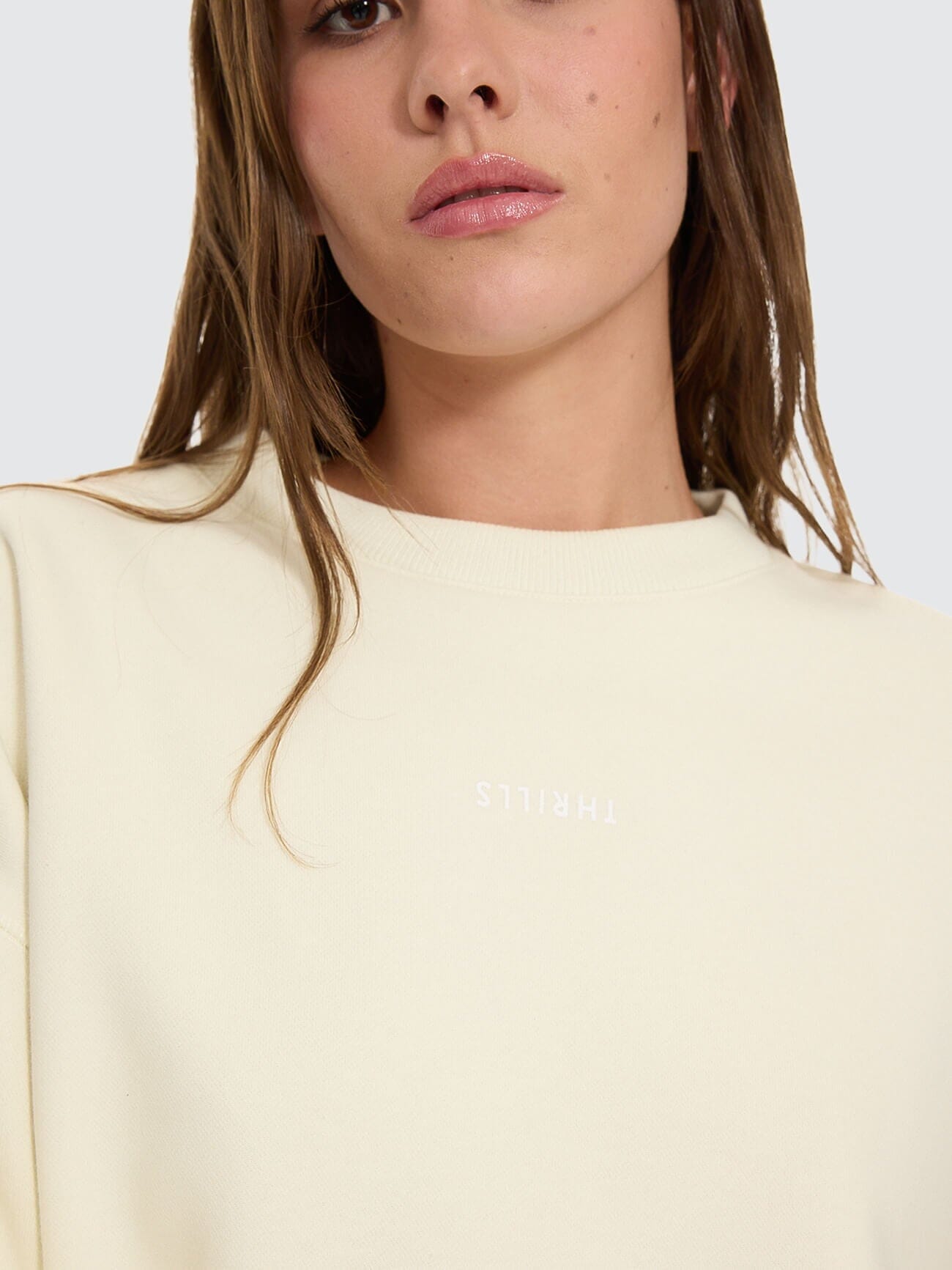Minimal Thrills Slouch Crew - Butter Cream 4