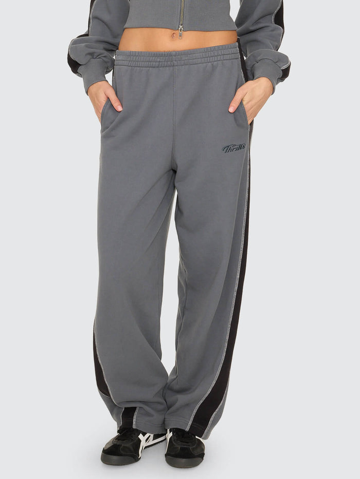 Division 011 Panelled Track Pant - Petrol 4