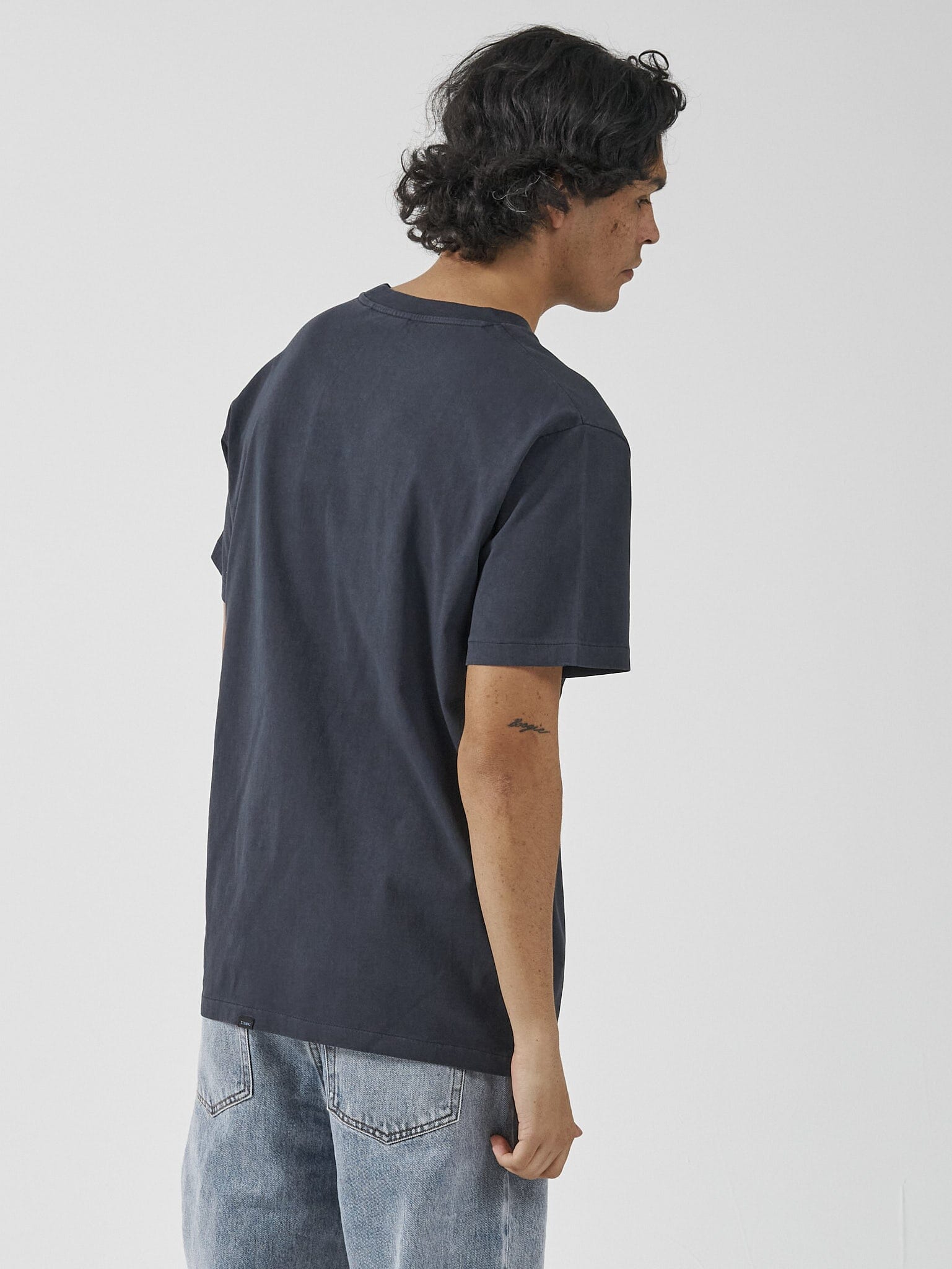 Knowledge Merch Fit Tee - Total Eclipse