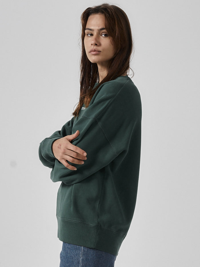 Minimal Thrills Slouch Crew - Mallard Green
