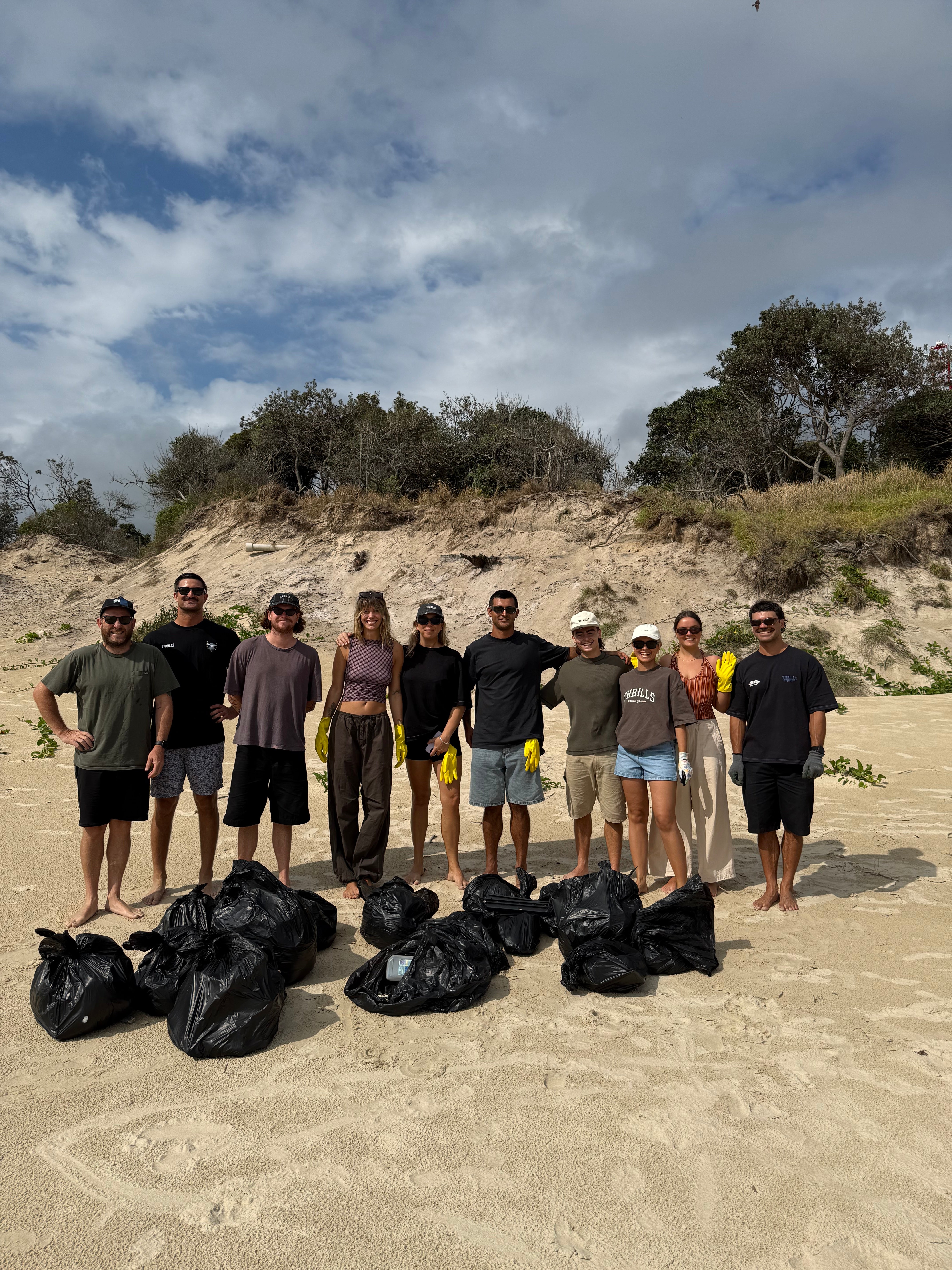COMMUNITY MORNING - BEACH CLEAN IN BYRON BAY