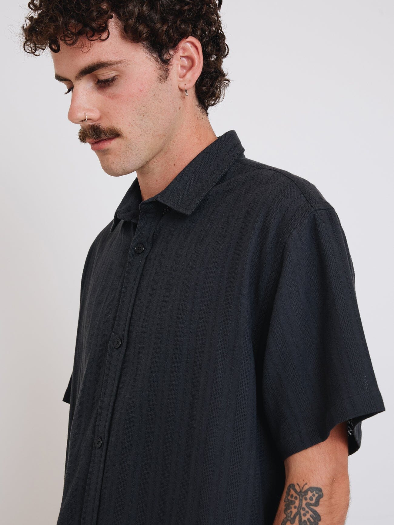 Unhinged Short Sleeve Shirt - Washed Black