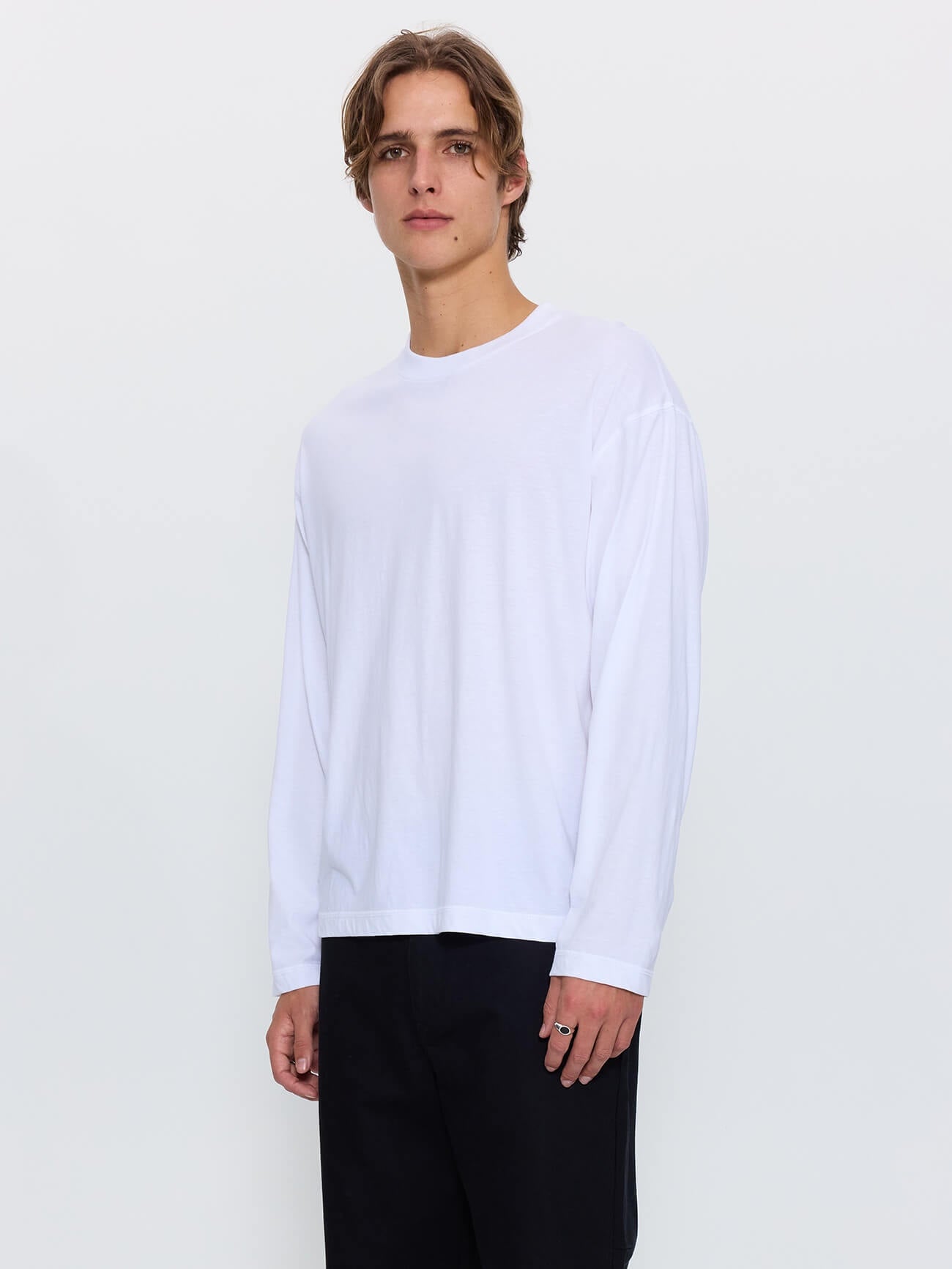 Minimal Thrills Embro Box Crop Long Sleeve Tee - White XS