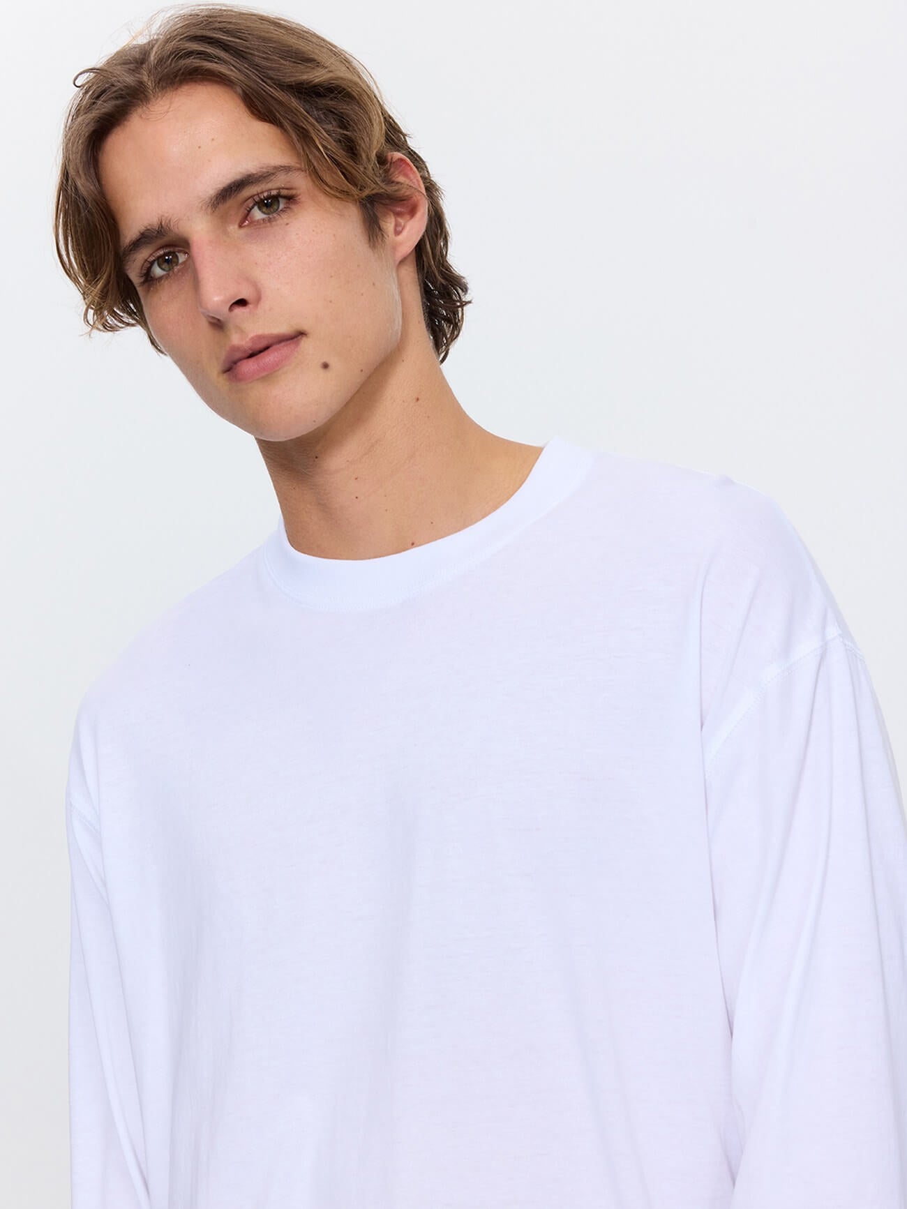 Minimal Thrills Embro Box Crop Long Sleeve Tee - White XS