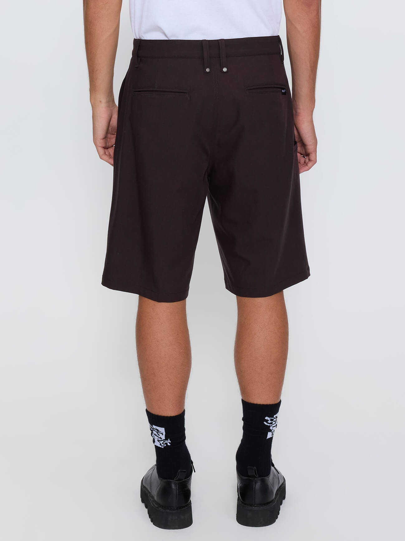 Visions Jacob Short - Postal Brown 26