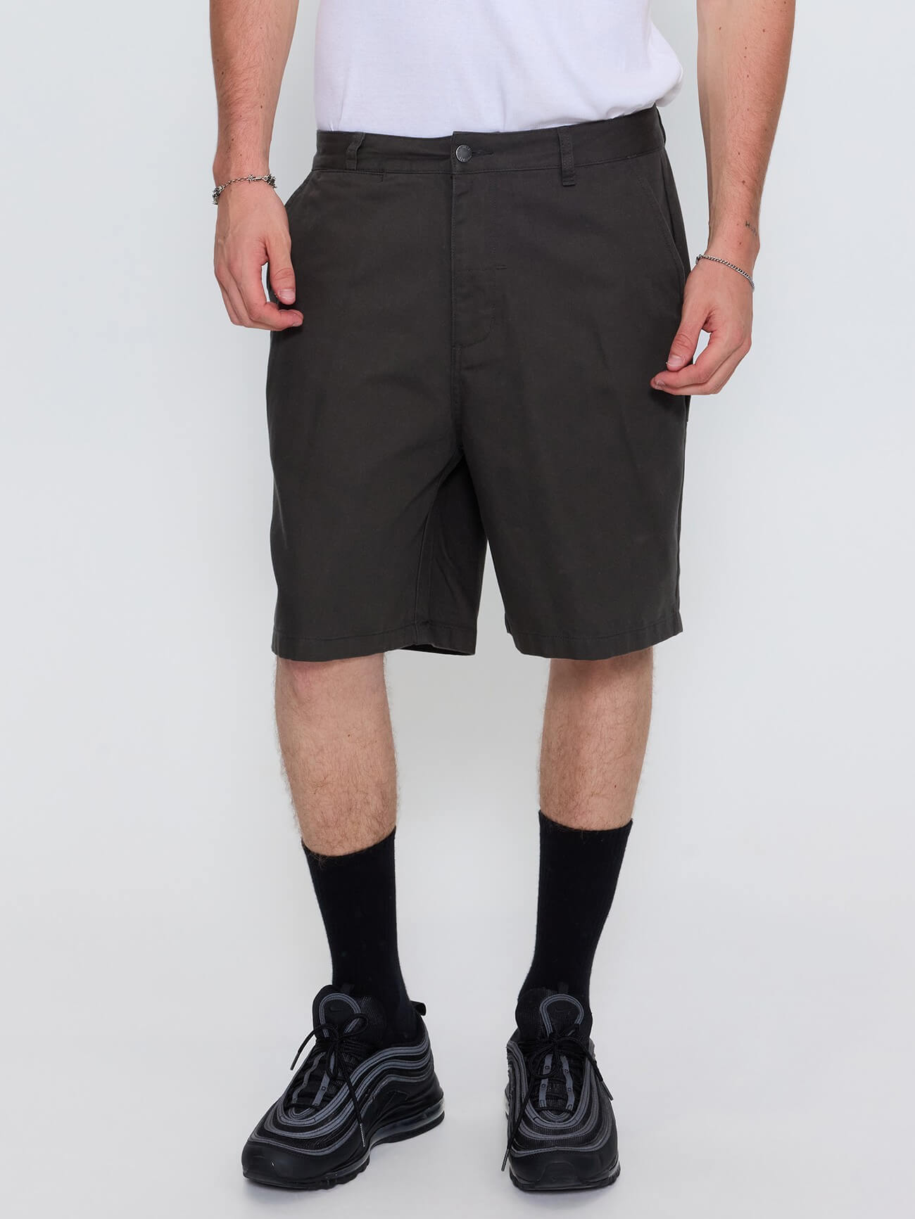 Mid Slacker Chino Short - Oil Green 26